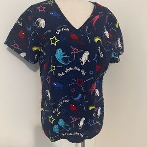 Navy 'One Fish Two Fish' Print V-Neck Scrub Top. Size M